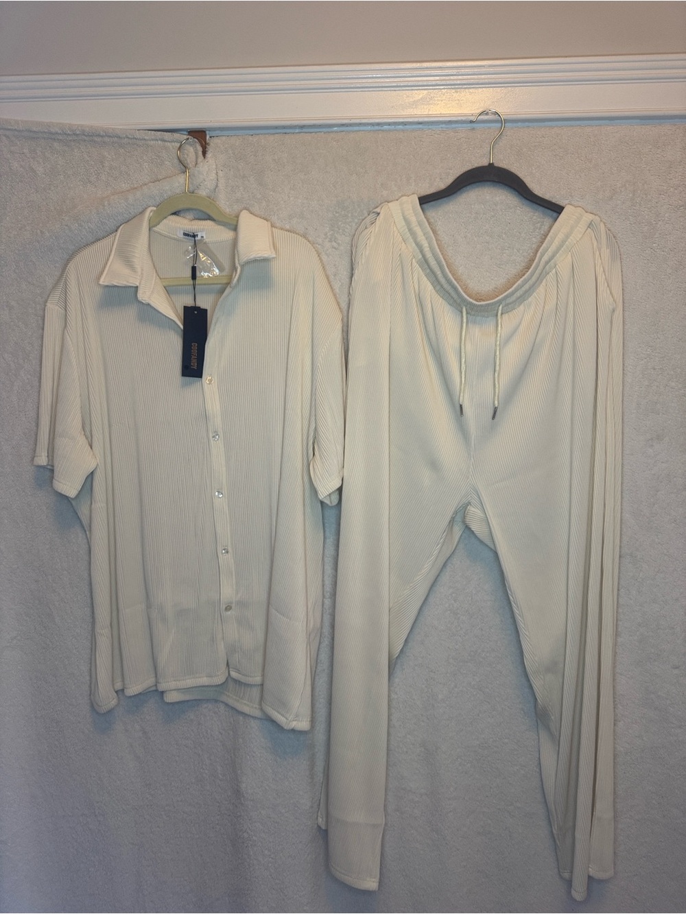 COOFANDY Men's Cream Button-Front Short Sleeve Shirt & Drawstring Pants Set 3X